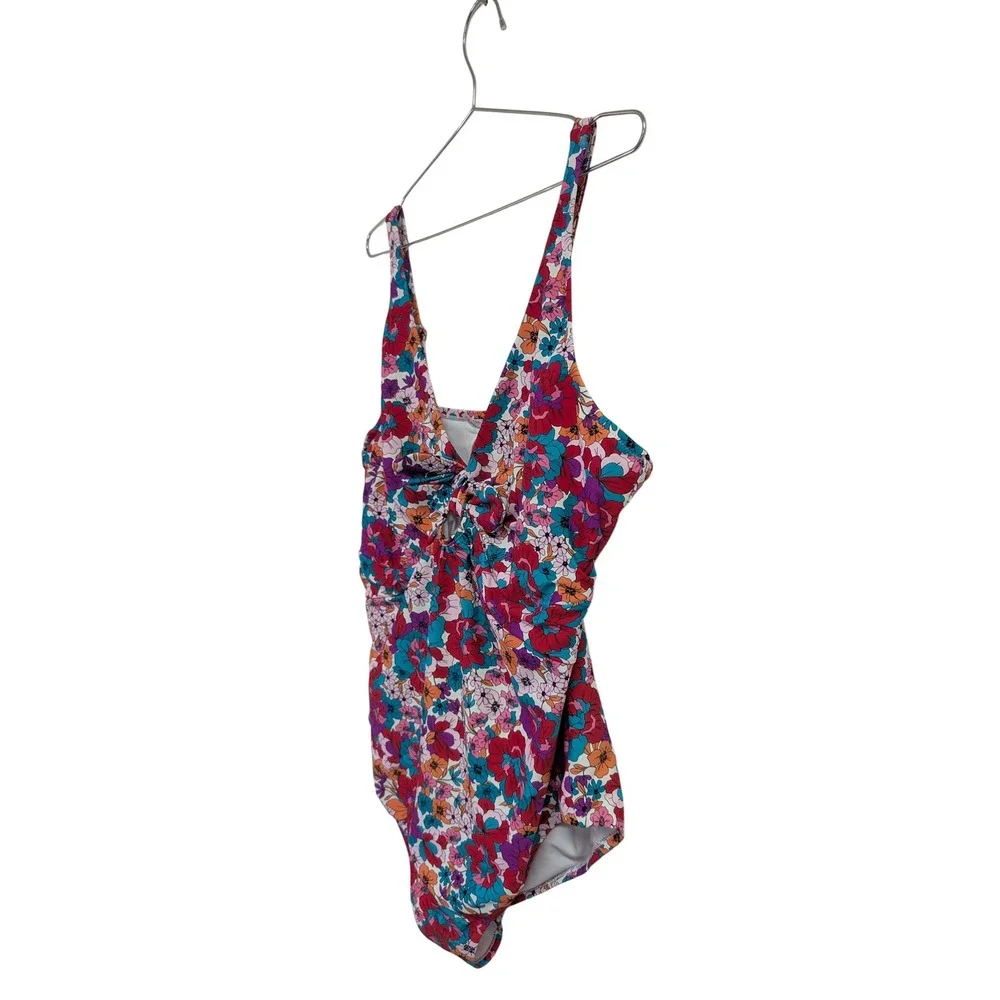 Raisins‎ Curve Muna Floral One Piece Swimsuit Full Coverage Multicolor 22W
